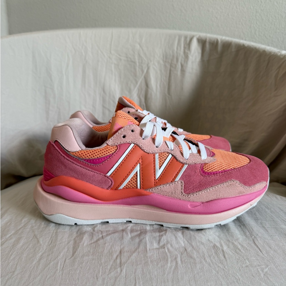 NEW BALANCE 57/40 “VALENTINE’S DAY” SNEAKERS / WOMEN’S SIZE 8.5